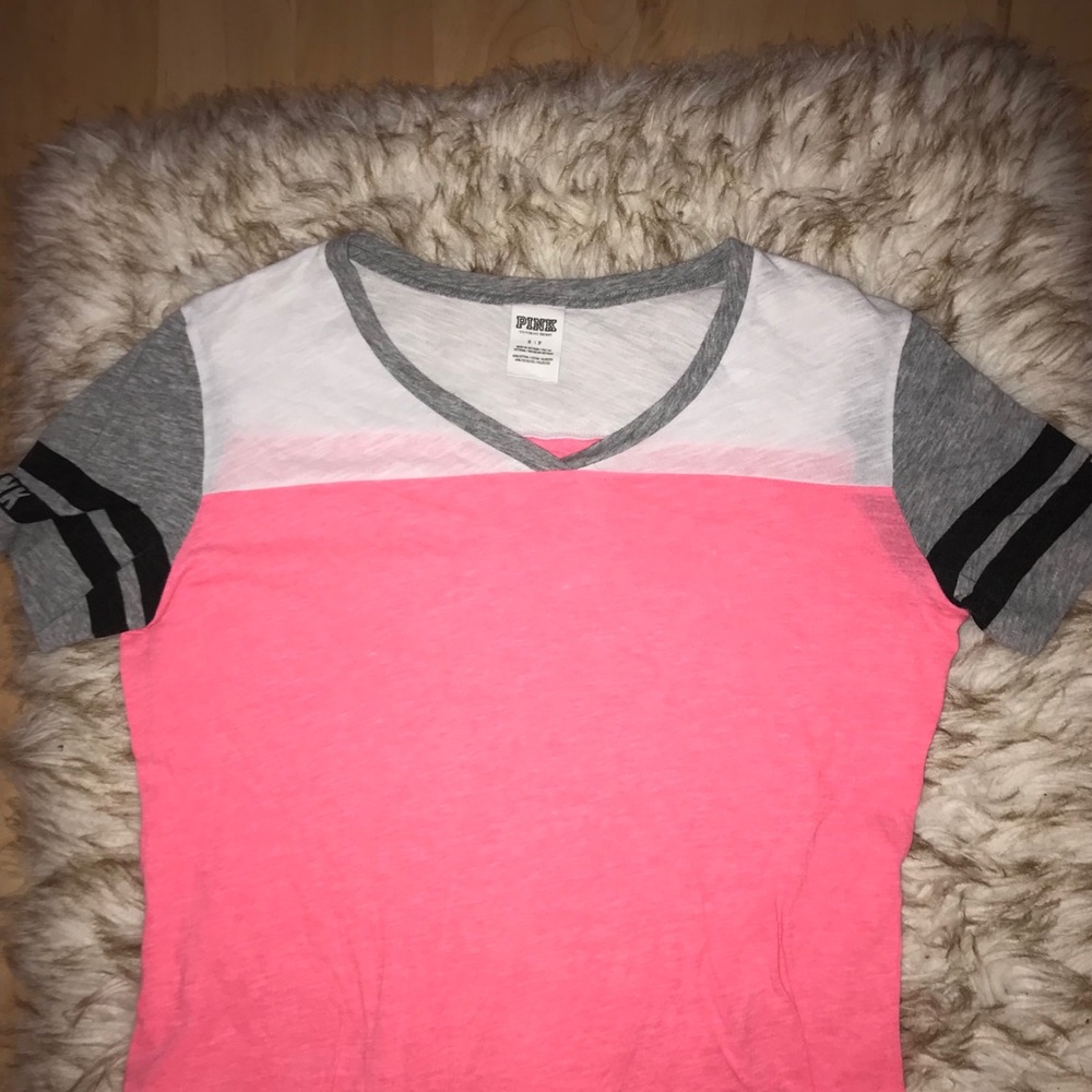 Short sleeved PINK top